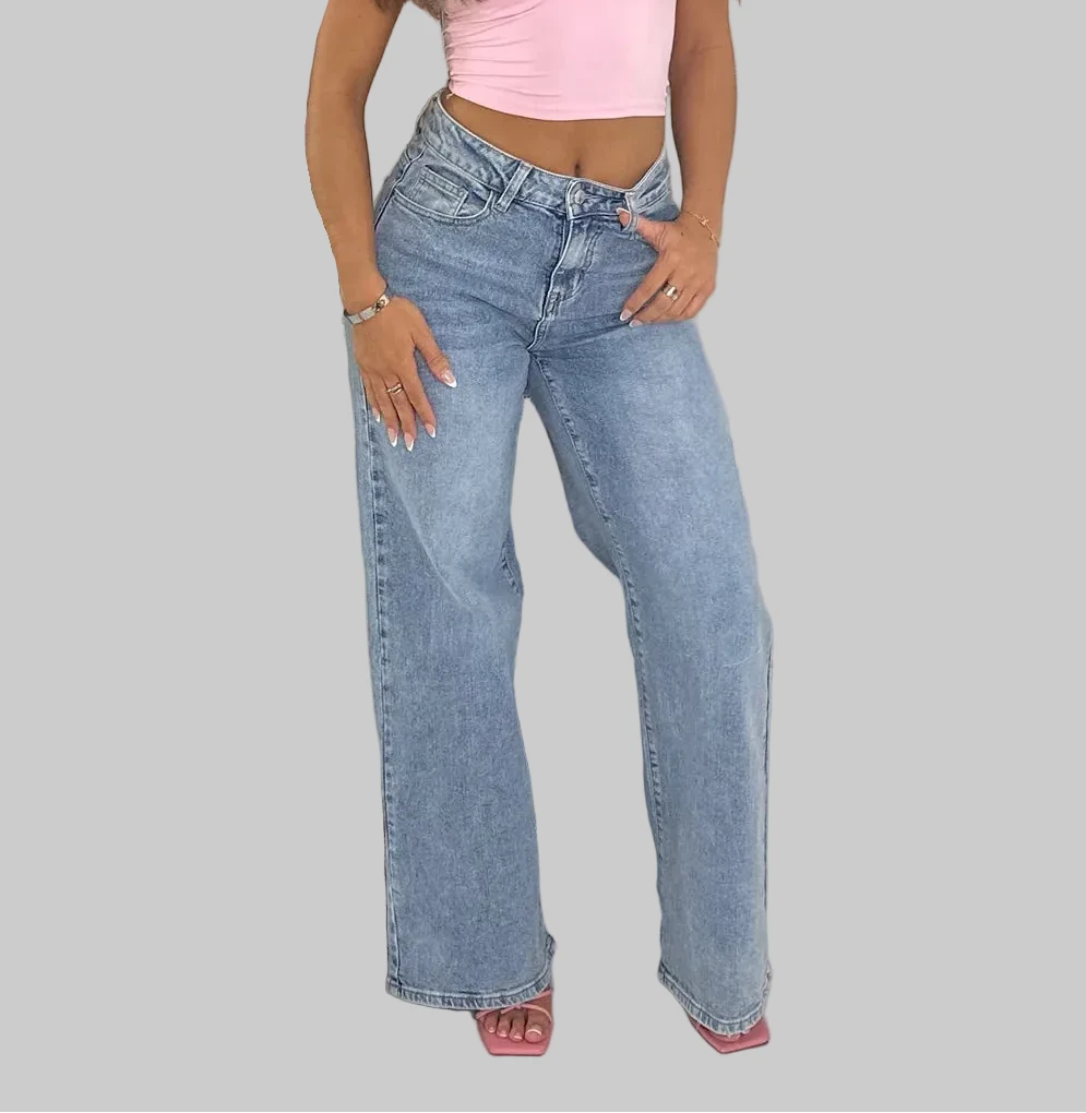 Straight Leg Jeans with Pink Diamante Studded Pocket